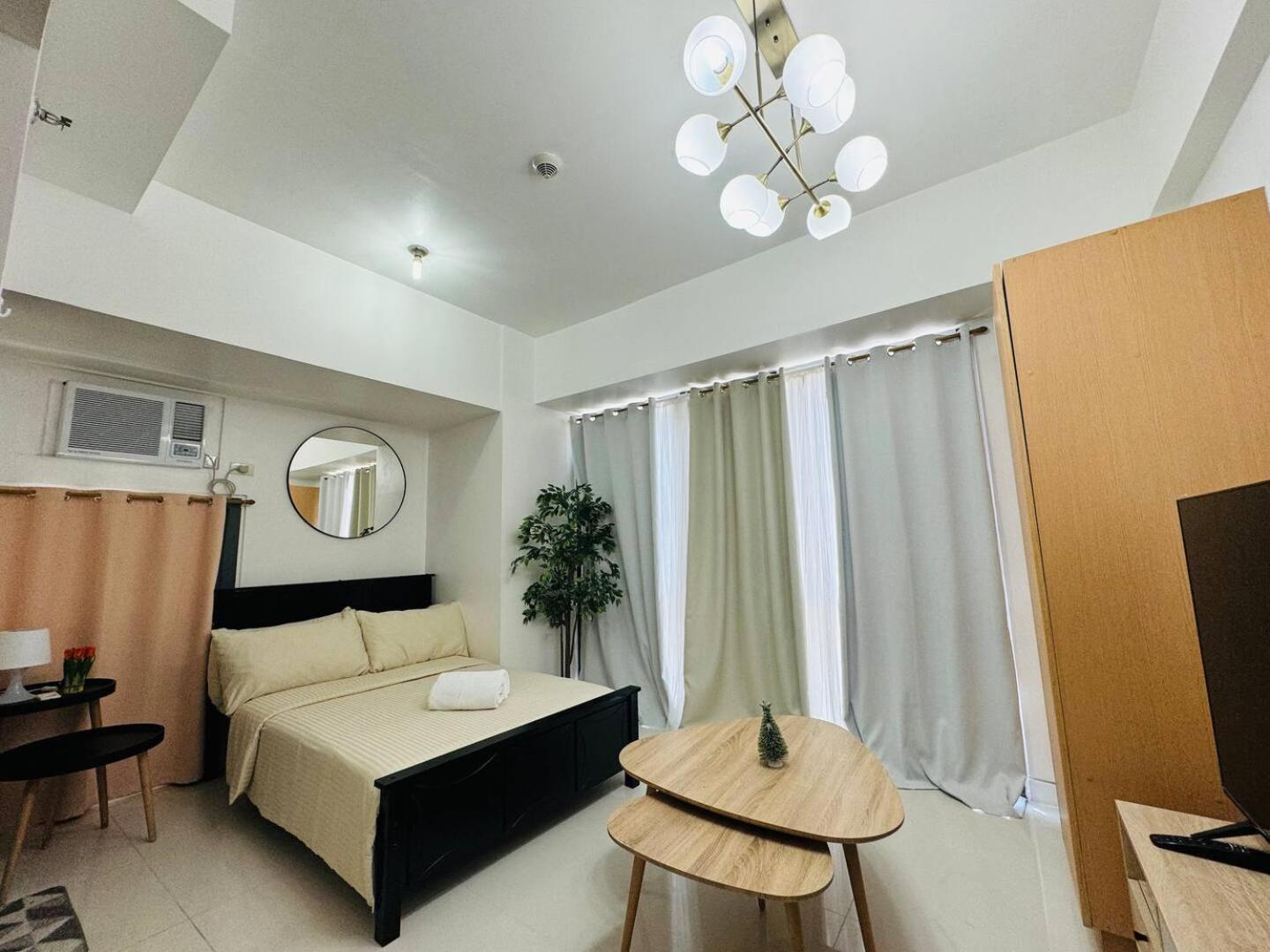 Studio At Viceroy T4 Florence Way Manila Exterior foto
